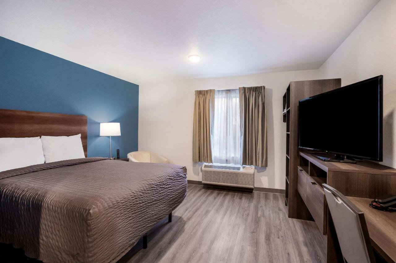 Woodspring Suites Detroit Madison Heights Esterno foto