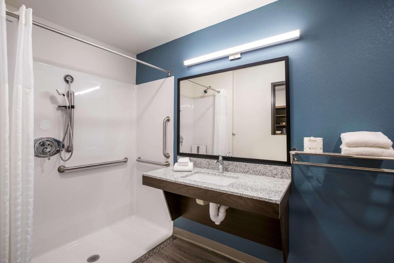 Woodspring Suites Detroit Madison Heights Esterno foto
