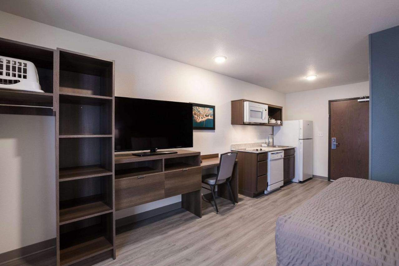 Woodspring Suites Detroit Madison Heights Esterno foto