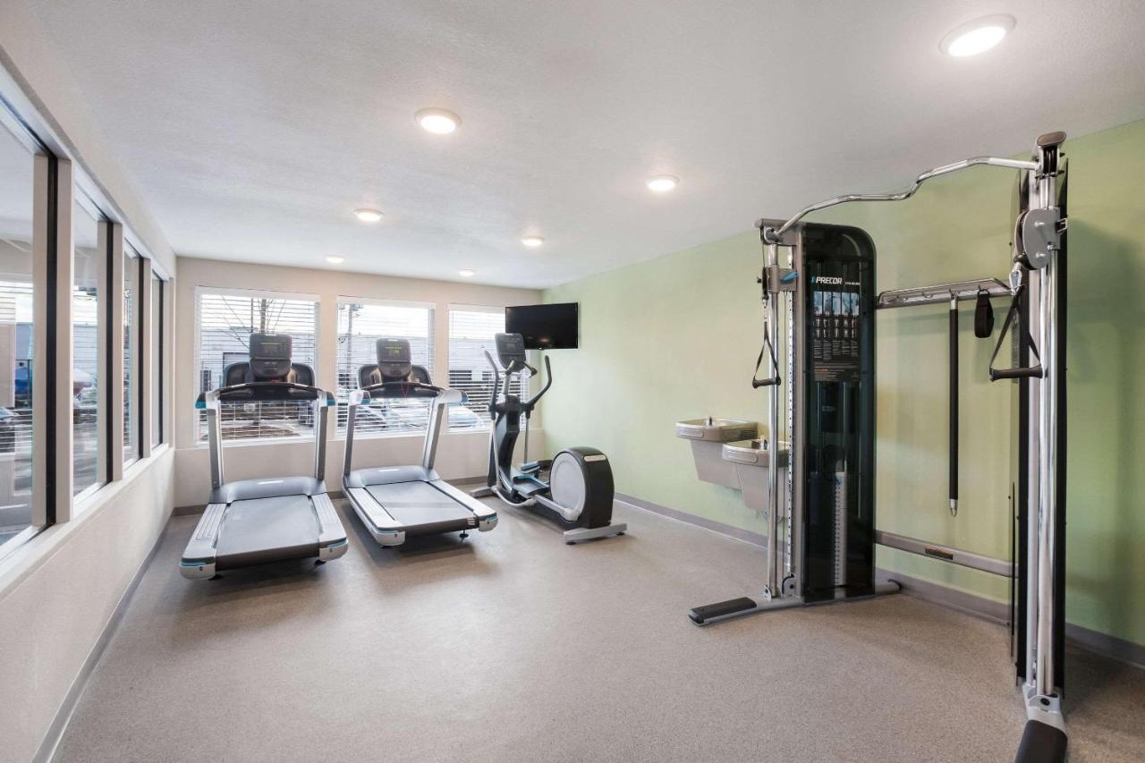 Woodspring Suites Detroit Madison Heights Esterno foto