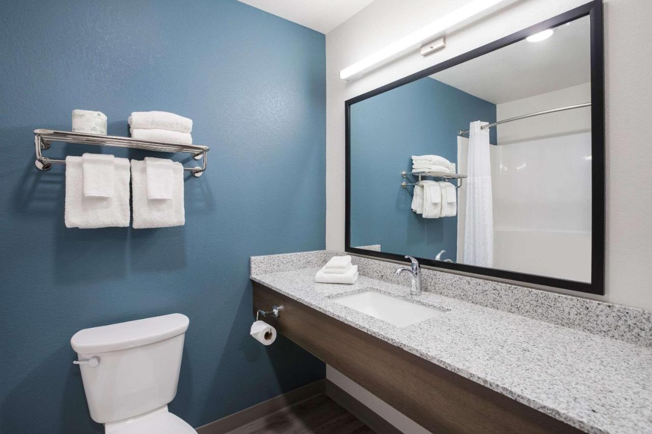 Woodspring Suites Detroit Madison Heights Esterno foto