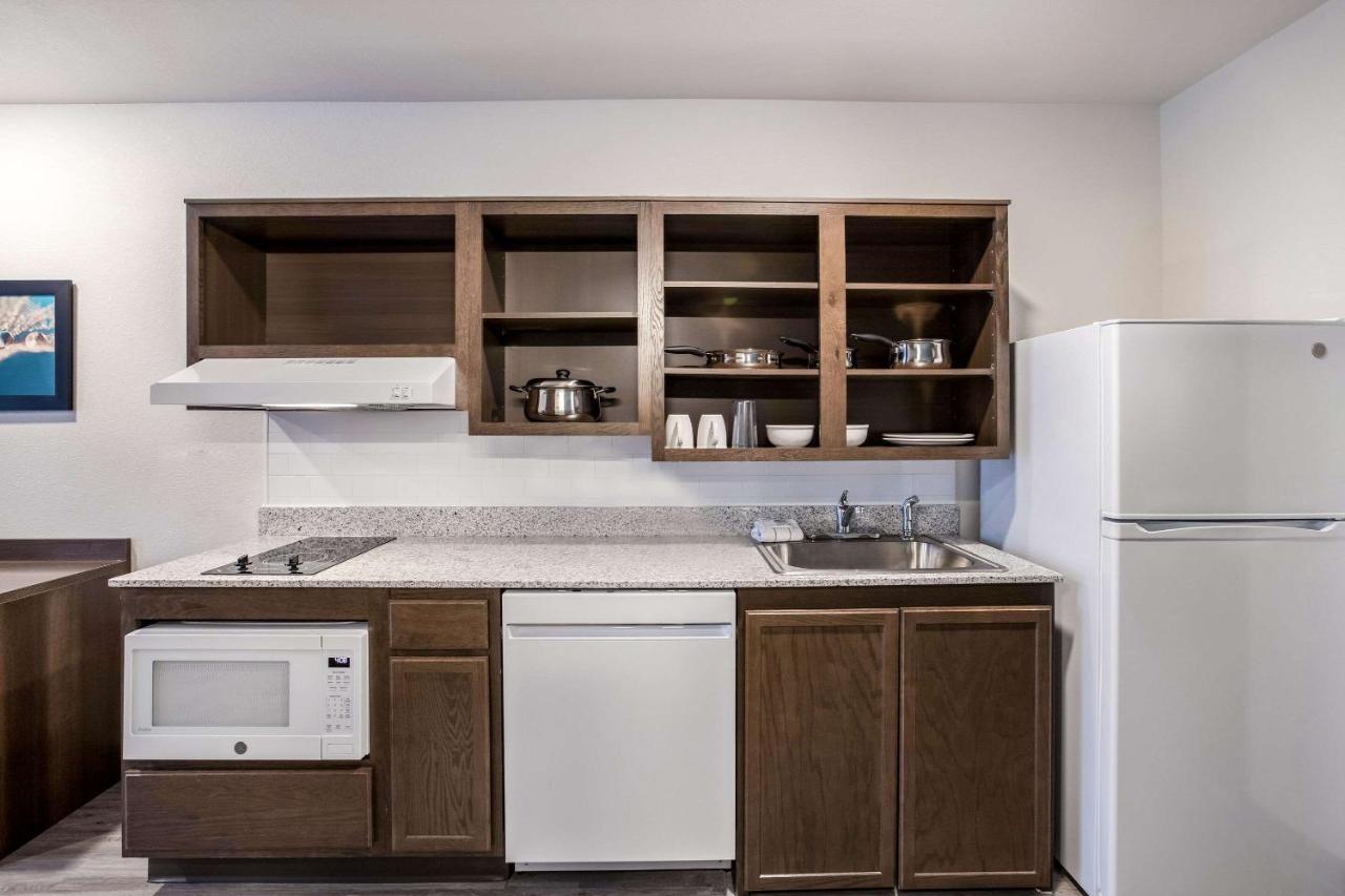 Woodspring Suites Detroit Madison Heights Esterno foto